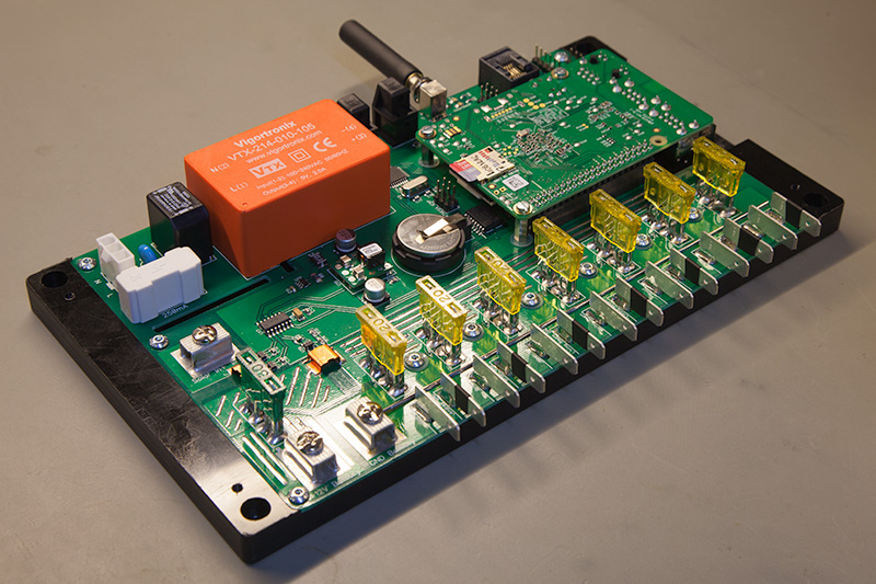 Click to view large image of Fitted on the base