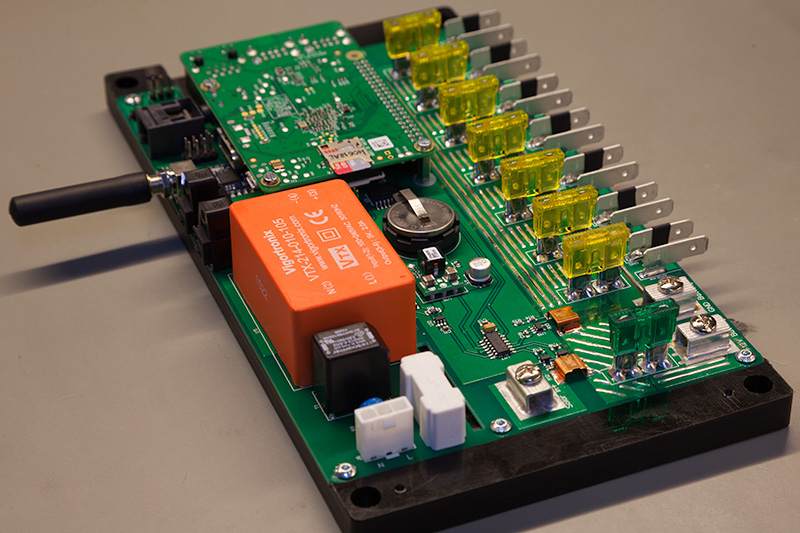 Click to view large image of Mains inputs and PSU