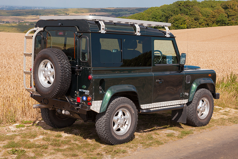 Land Rover Defender Back