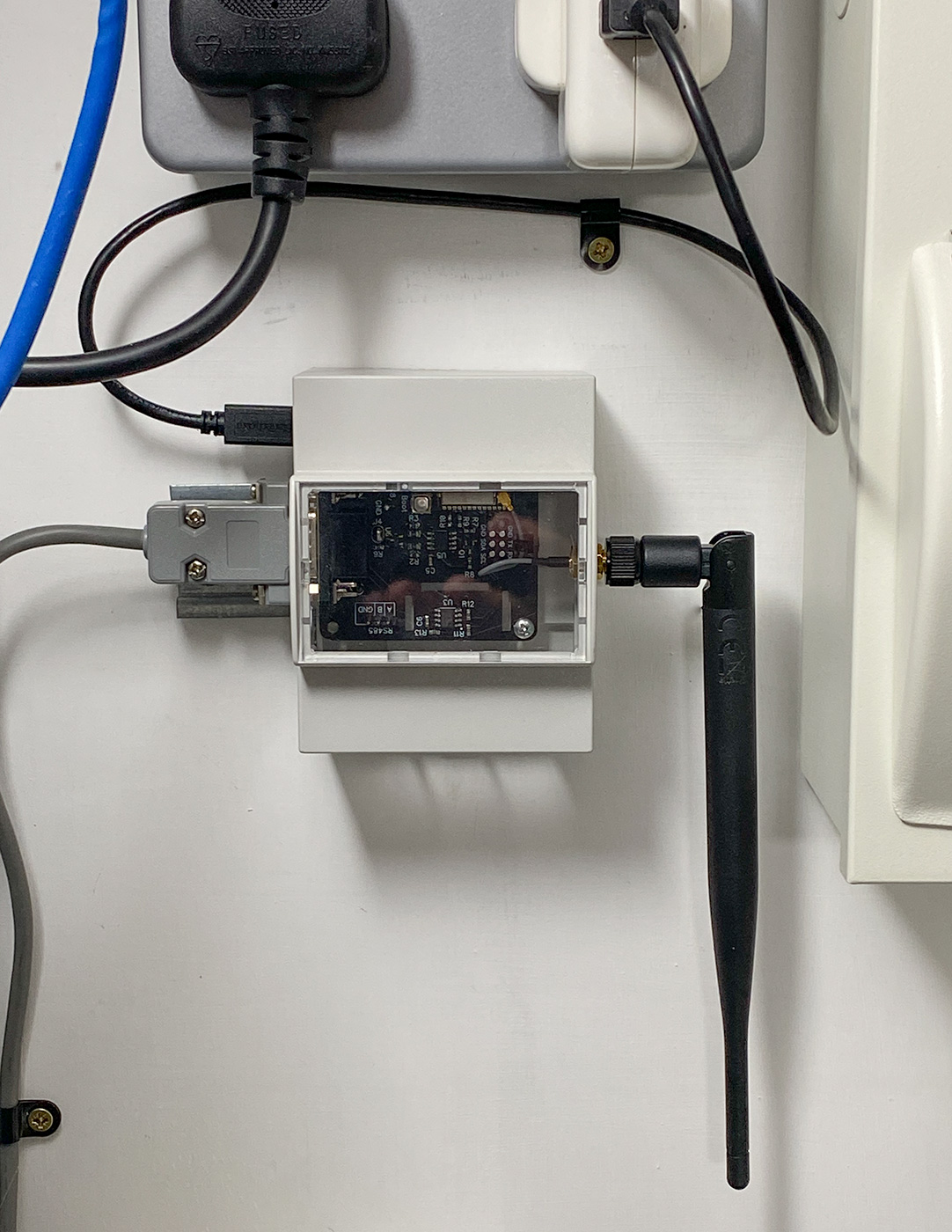 Fitted into the DIN rail case