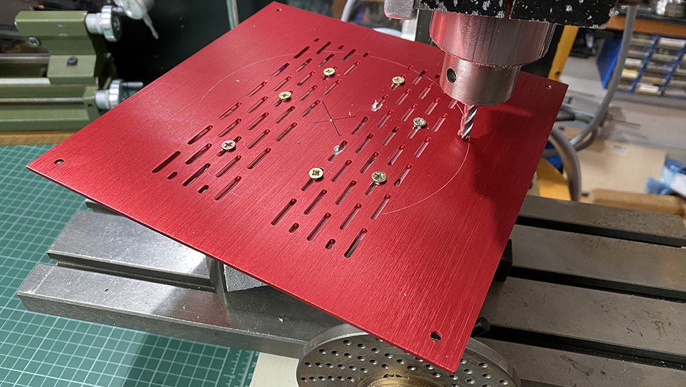 Cutting the case top