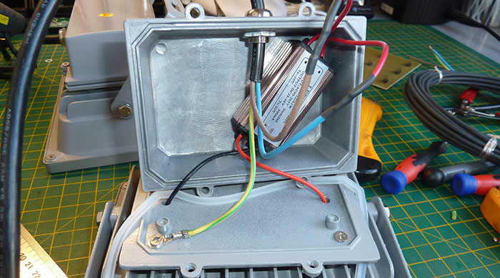 Lack of ground connection