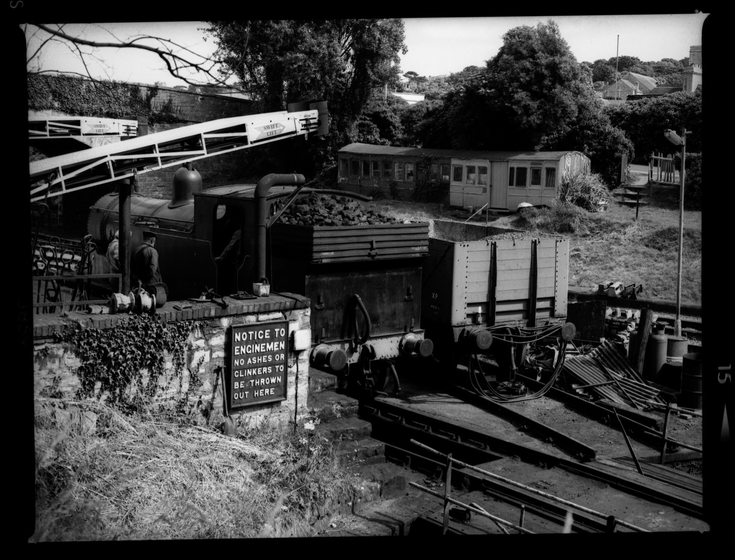 Photo of loading coal on swanage railway