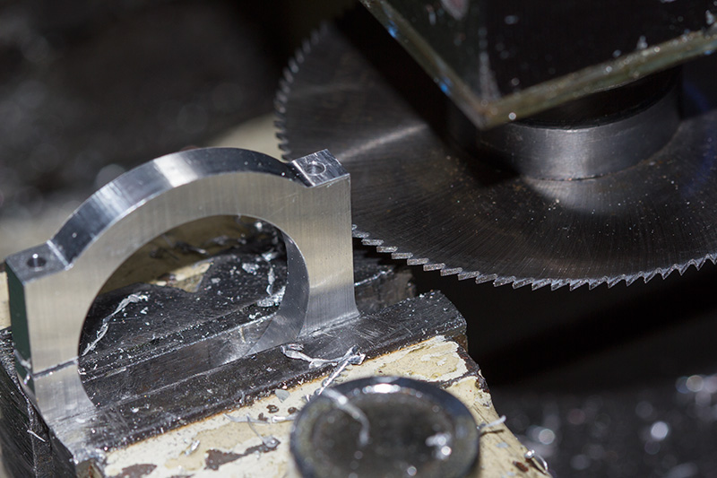 Click to view large image of Cutting with slot cutter