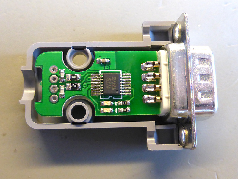 Click to view large image of In DB9 plastic case