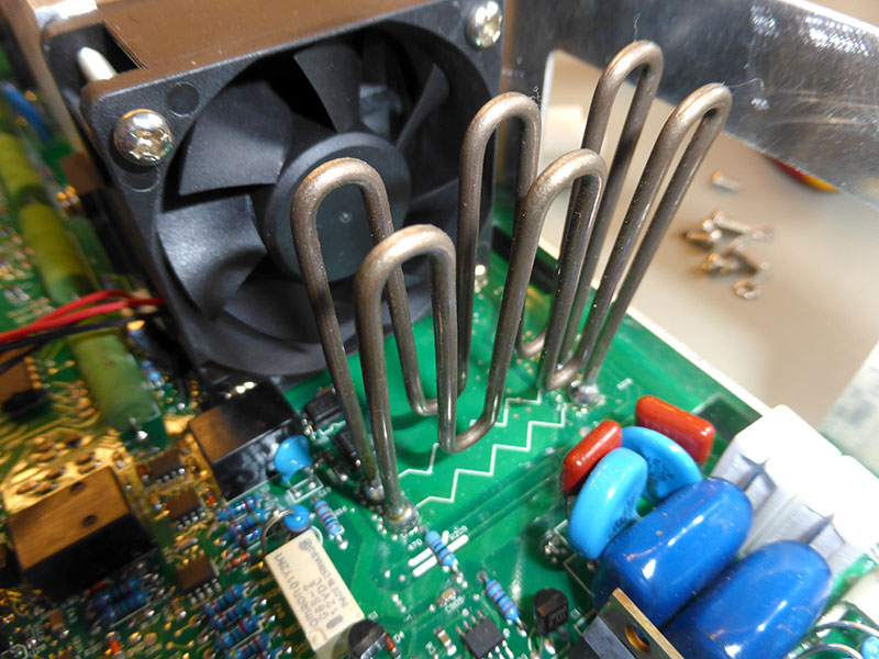 Click to view large image of Internal resistors and fan